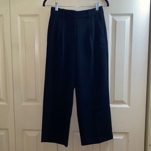 Aritzia Wilfred Effortless Cropped Pants